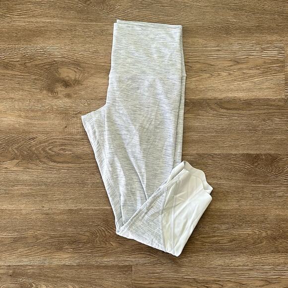 Lululemon Wunder Under Crop II Roll Down Scallop Luxtreme 24" Leggings - Picture 1 of 6